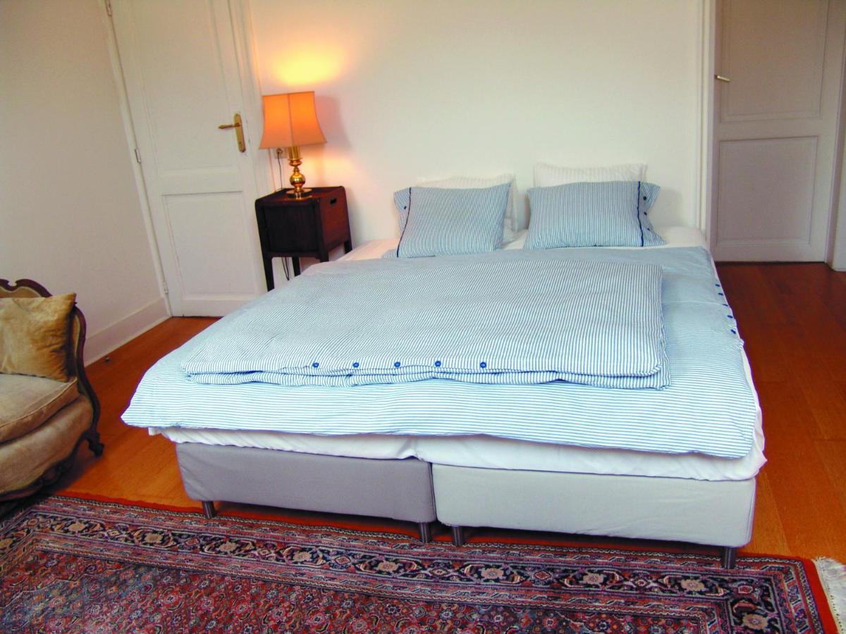Louise Chatelain Suites Брюксел Екстериор снимка