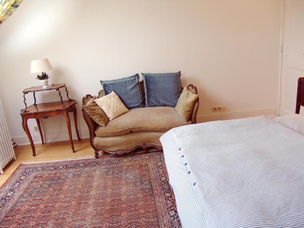 Louise Chatelain Suites Брюксел Екстериор снимка